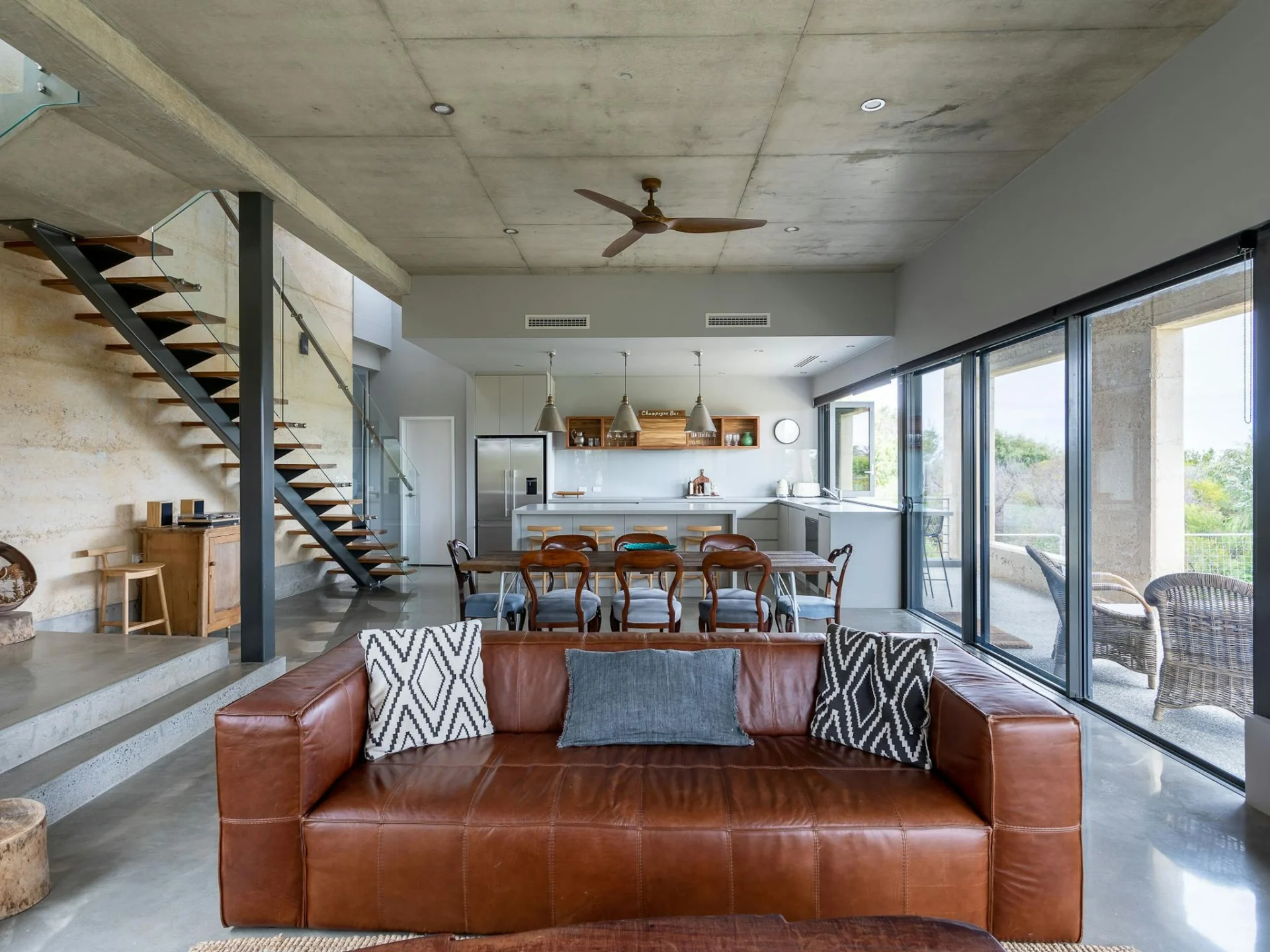 Oceanic I Private Properties