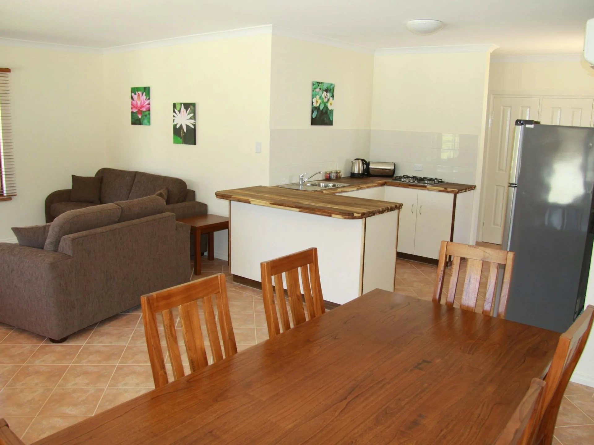 Coranda Lodge, Haynes, Western Australia