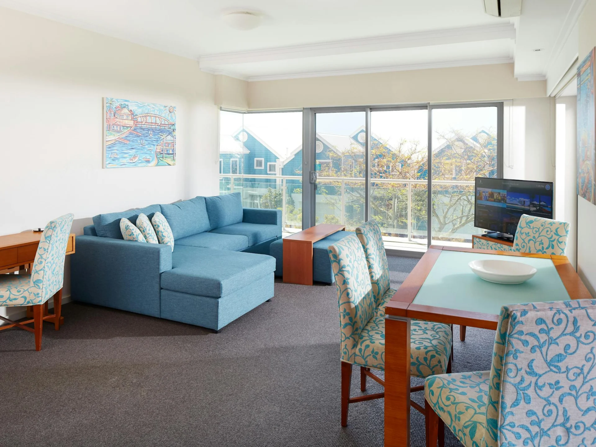 Two Bedroom Apartment Lounge/dining