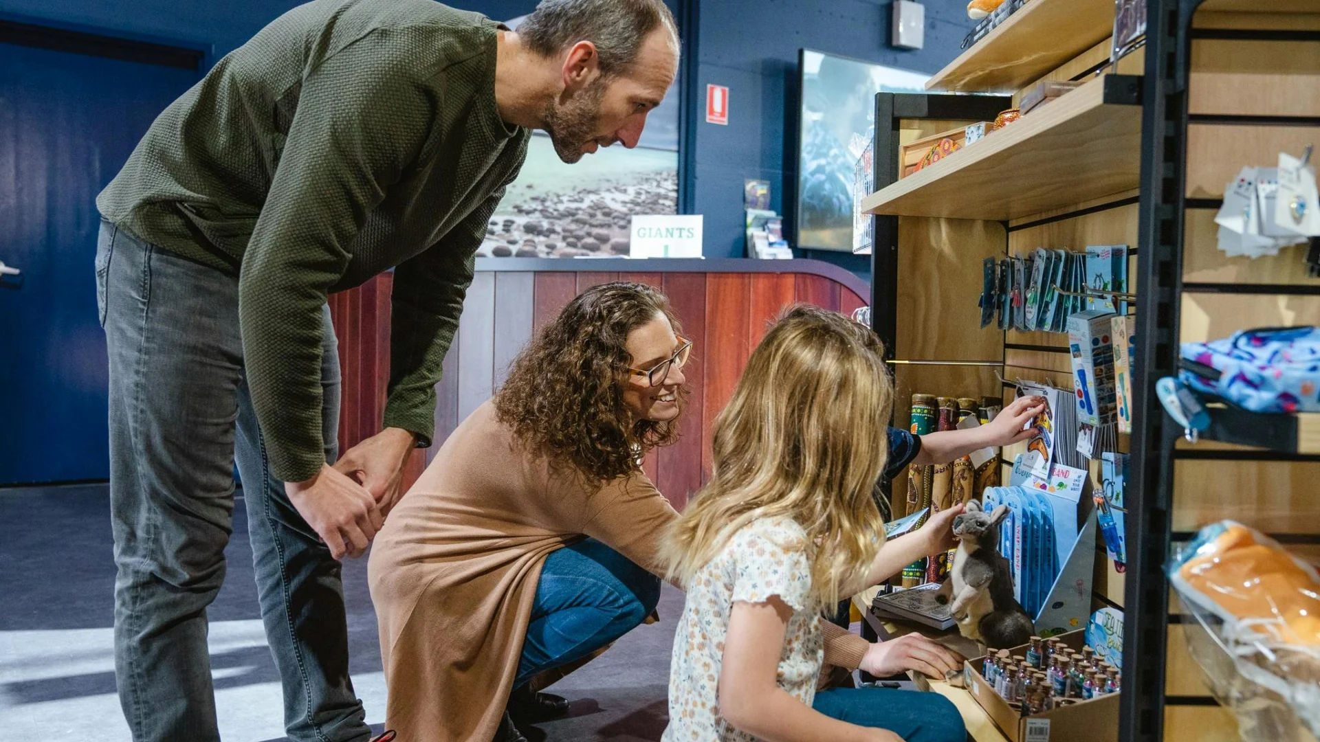 Looking for souvenirs at Mandurah Visitor Centre