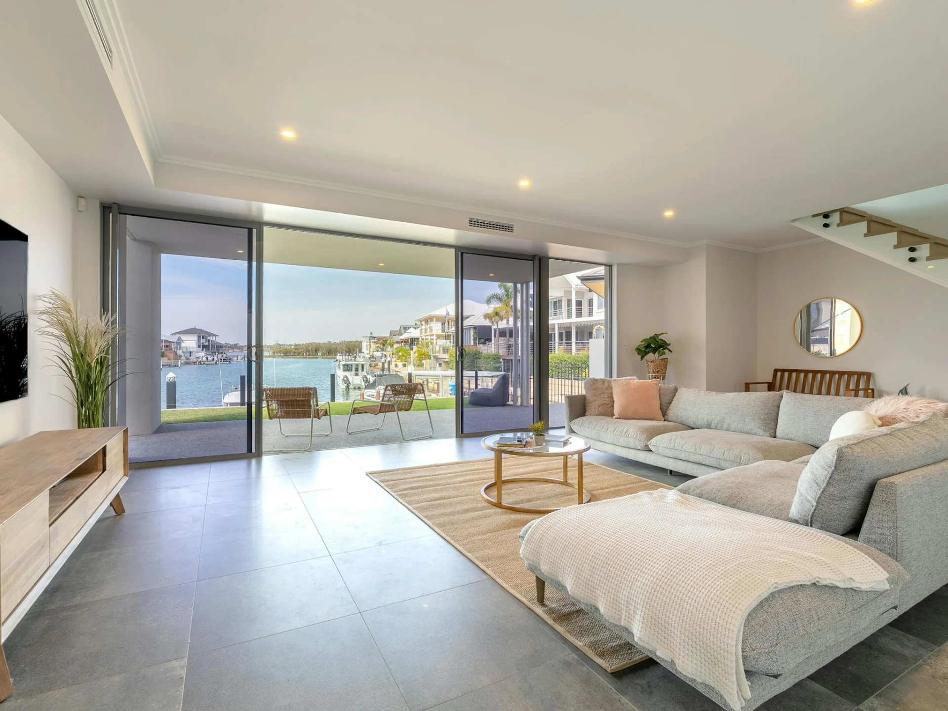 Sanctuary Cove I Private Properties
