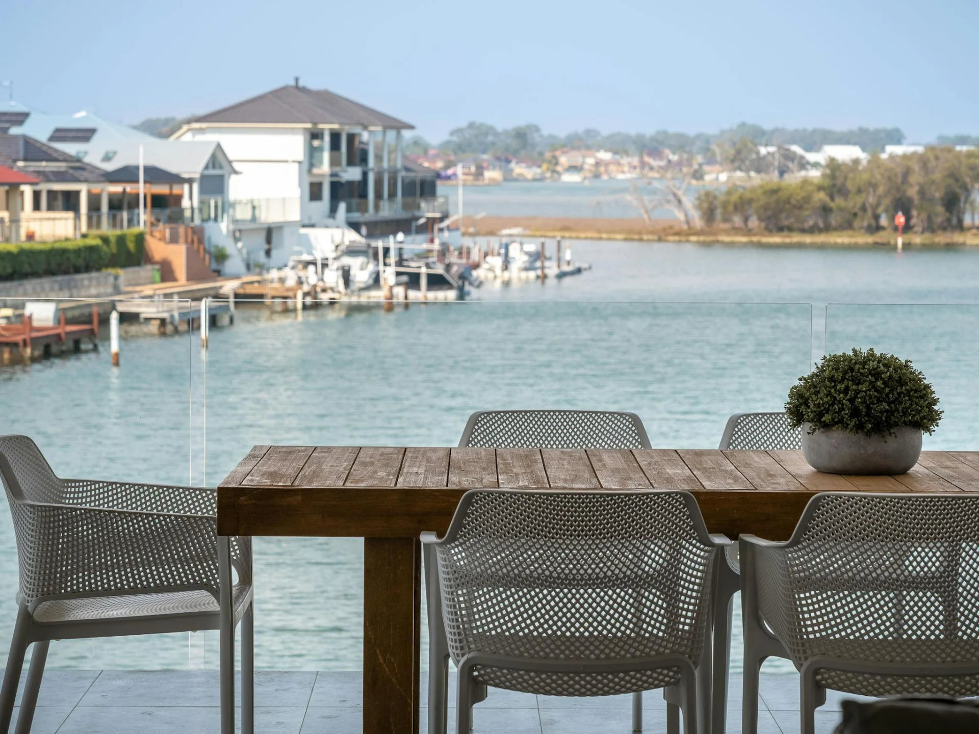 Sanctuary Cove I Private Properties