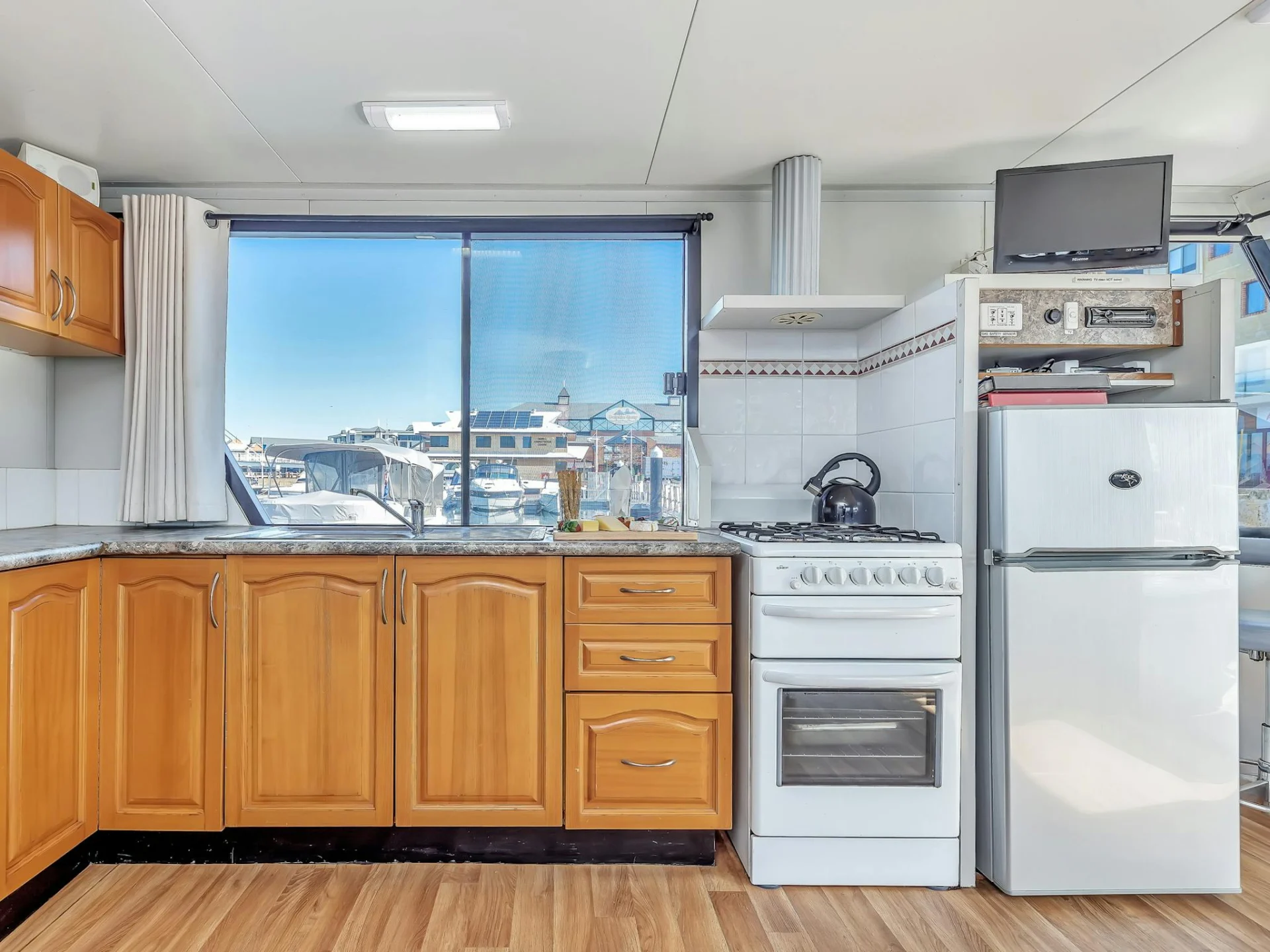 Mandurah Houseboats, Mandurah, Western Australia