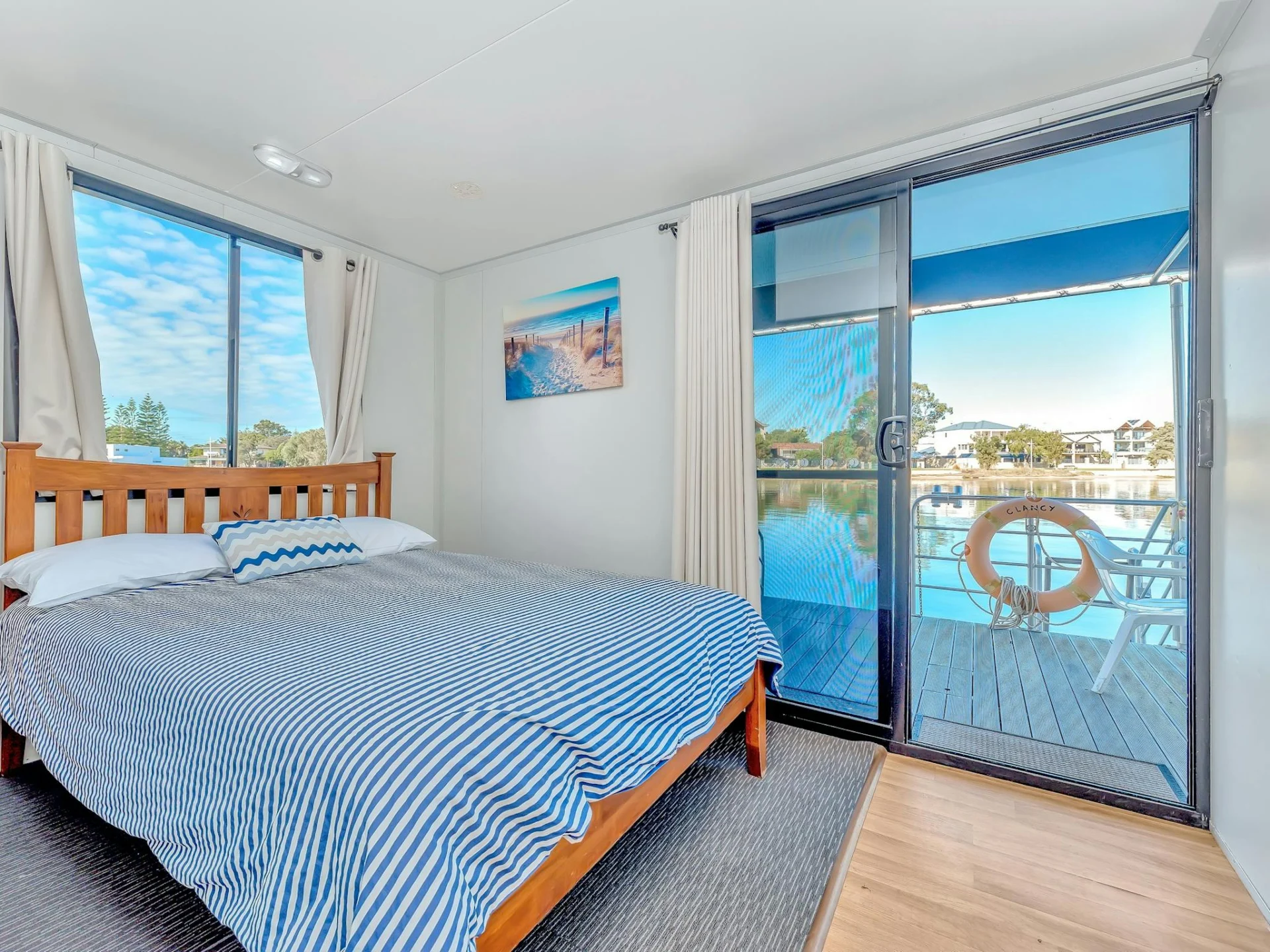 Mandurah Houseboats, Mandurah, Western Australia